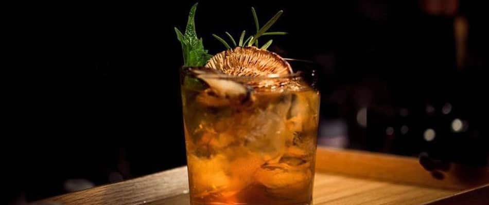 Ultra Bar - Food & Wine